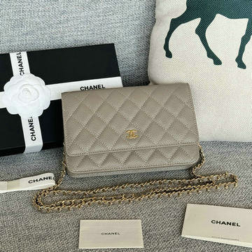 シャネル CHANEL CC-CH0250QDJHS 2023年最新入荷 クラシック チェーンウォレット 斜めがけ ショルダーバッグ フラップバッグ クロスボディバッグ