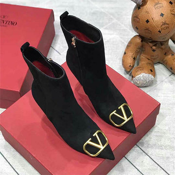 商品名称：ヴァレンティノ Valentino 26-VTJ25028R  2025年新作 アンクルブーツ ローヒール ショートブーツ ピンヒール レディースシューズ