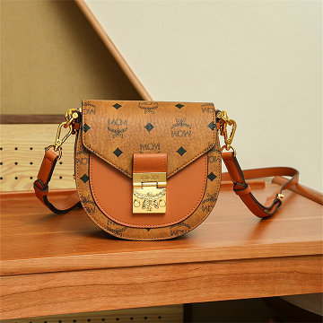 商品名称：Mode Creation Munich GH-MCM23752ZS  2025年最新入荷 Patricia Visetos ミニ ショルダーバッグ フラップバッグ レディース