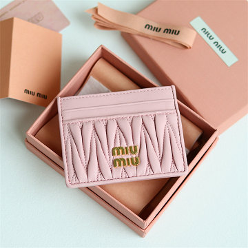 ミュウミュウ MIUMIU GH-MM5MC076QF  2025年最新入荷 マトラッセレザー カードケース ポケットウォレット 名刺入れ