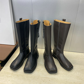 メゾンマルジェラ Maison Margiela 26-MAMJ25001P 2025年新作 ロングブーツ フラットシューズ レディースシューズ