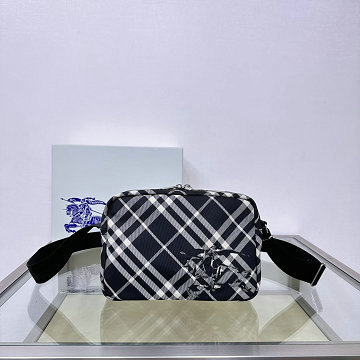 商品名称：バーバリー BURBERRY 2025年新作 チェック柄 スクエアバッグ ショルダーバッグ