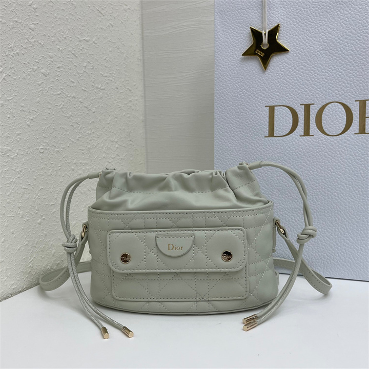 クリスチャンディオール CHRISTIAN DIOR 2026年 トラベル バケットバッグ ショルダーバッグ レディース