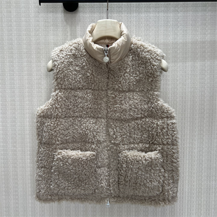 商品細詳を見る:モンクレール MONCLER 2026年 レディース ダウンベスト ノースリーブジャケット 秋冬 防寒 おしゃれ カジュアル アウター