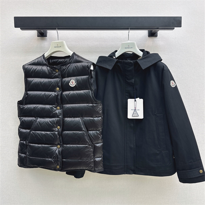 商品細詳を見る:モンクレール MONCLER 2026年 ダウンジャケット 2点セット スタンドカラー ライトアウター ジャケット ダウンベスト カジュアル 秋冬 防寒