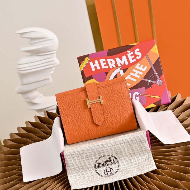 商品細詳を見る:エルメス HERMES 2026年 ベアン 三つ折り短財布 カード入れ ヴォーエプソン