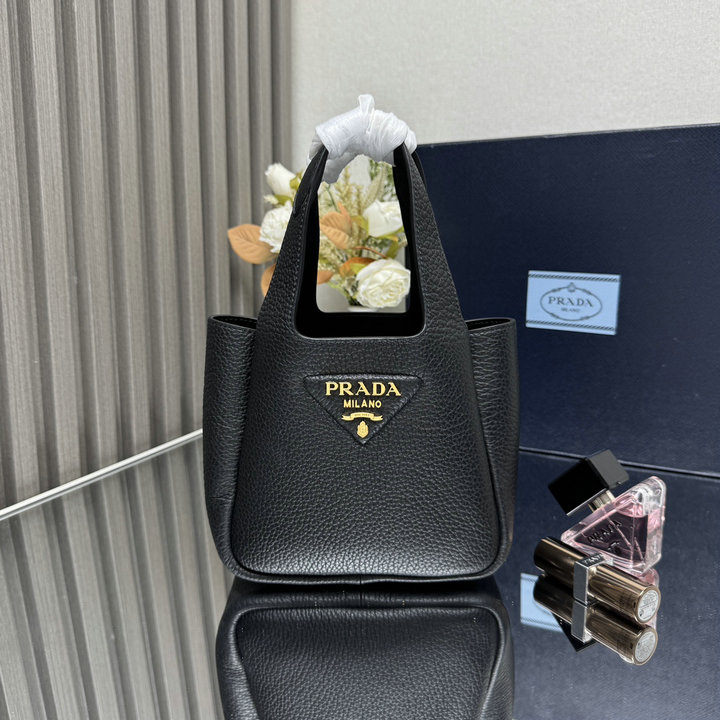 商品名称：プラダ PRADA 2026年 1BA349 リエゾン ミニ レザー ハンドバッグ トートバッグ カーフレザー レディース
