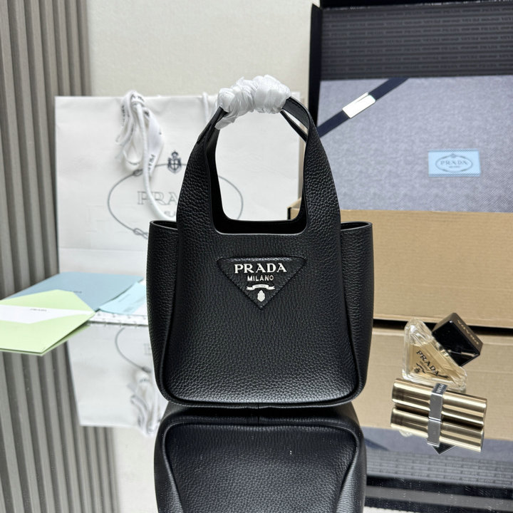 商品名称：プラダ PRADA 2026年 1BA349 リエゾン ミニ レザー ハンドバッグ トートバッグ カーフレザー レディース