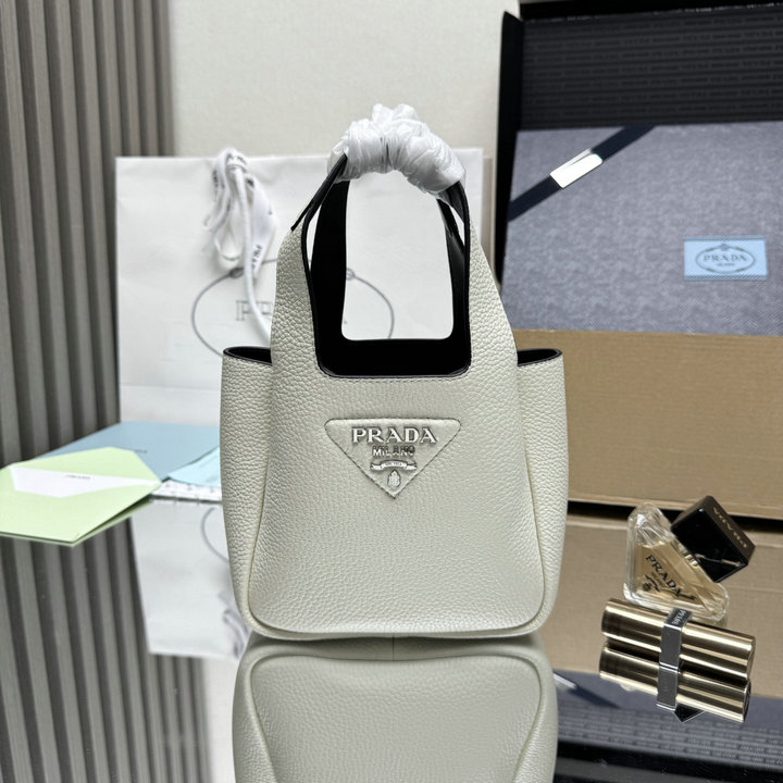 商品名称：プラダ PRADA 2026年 1BA349 リエゾン ミニ レザー ハンドバッグ トートバッグ カーフレザー レディース