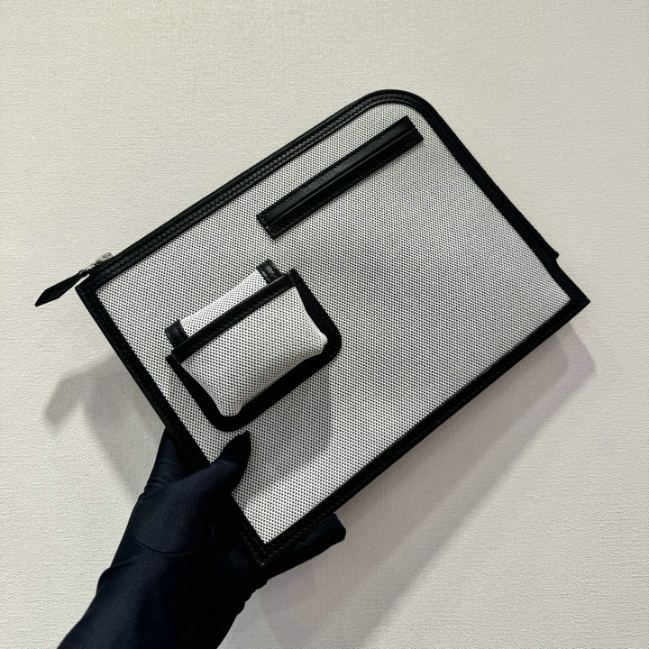 商品名称：エルメス HERMES 2026年 HAC クラッチバッグ 手持ちかばん ストラップ付き ポーチ
