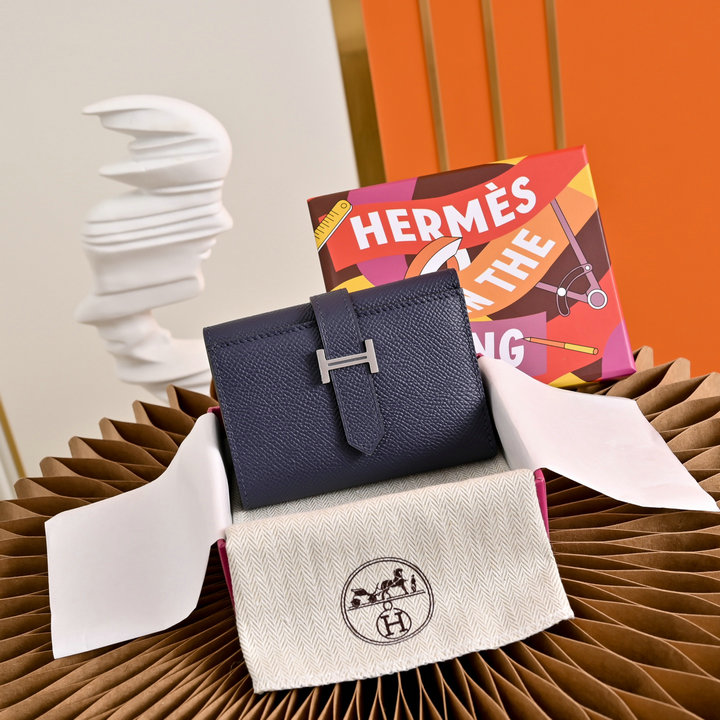 商品名称：エルメス HERMES 2026年 ベアン 三つ折り短財布 カード入れ ヴォーエプソン
