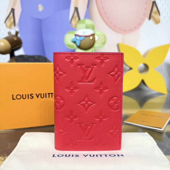 商品名称：ルイヴィトン LOUISVUITTON 2026年 M28991R パスポートカバー クーヴェルテュール パスポール モノグラム アンプラント レザー