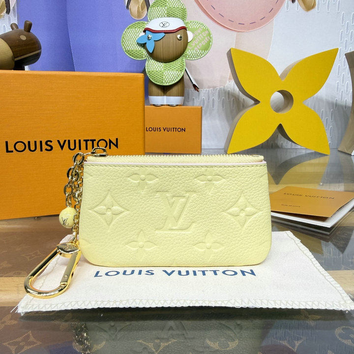 ルイヴィトン LOUISVUITTON 2026年 M28994 カードケース ポルト カルト LV チャーム モノグラム アンプラント レザー