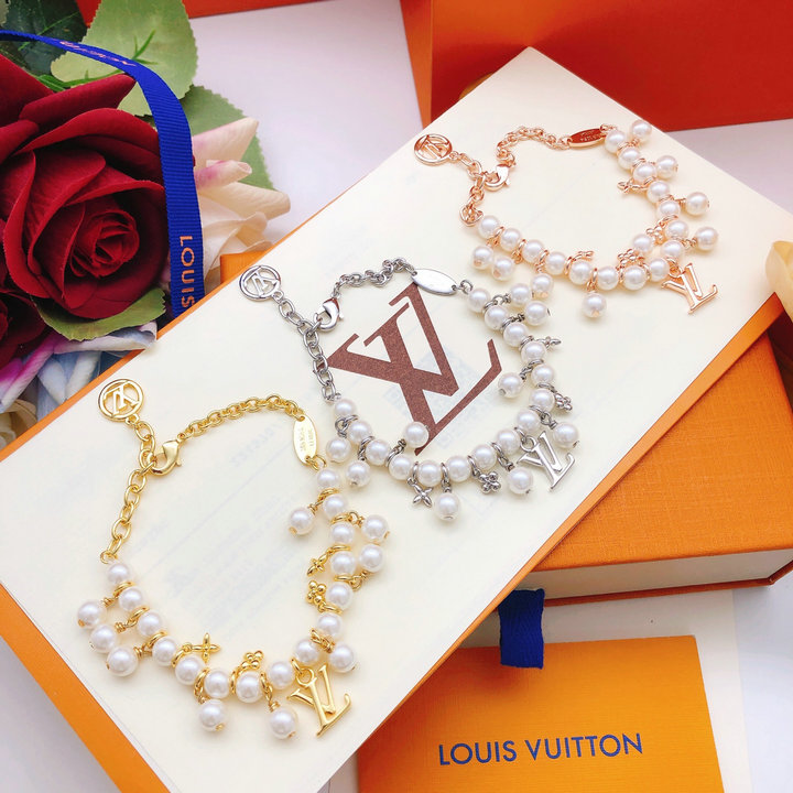 商品名称：ルイヴィトン LOUISVUITTON 2026年新作 M1685A ブレスレット パール リバー ジュエリー