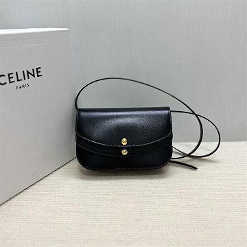 商品名称：セリーヌ CELINE 025-CE10P673PBK 2025年新作 ストラップ デュオウォレット ショルダーバッグ トリオンフキャンバス カーフスキン