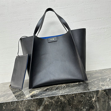 商品名称：セリーヌ CELINE 99-CE123422PKL 2026年新作 ミディアム キューボ バッグ トートバッグ ハンドバッグ レザー