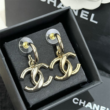 シャネル CHANEL 99-EHCH26009 2026年新作 ピアス イヤリング アクセサリー ジュエリー