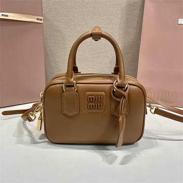 ミュウミュウ MIUMIU 99-MM5BB123PZS2026年新作 アルカディ トートバッグ スモール ハンドバッグ 2way ショルダーバッグ