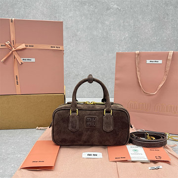 商品名称：ミュウミュウ MIUMIU 99-MM5BB142RSK  2026年新作 アルカディ トートバッグ スモール ハンドバッグ 2way ショルダーバッグ