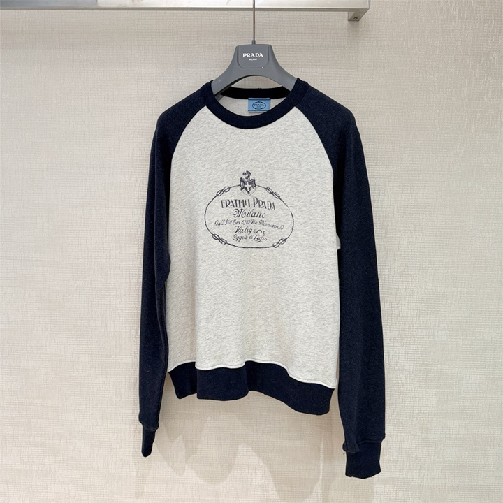 プラダ PRADA 2026年 ロングスリーブ Tシャツ クルーネック カジュアル レディース