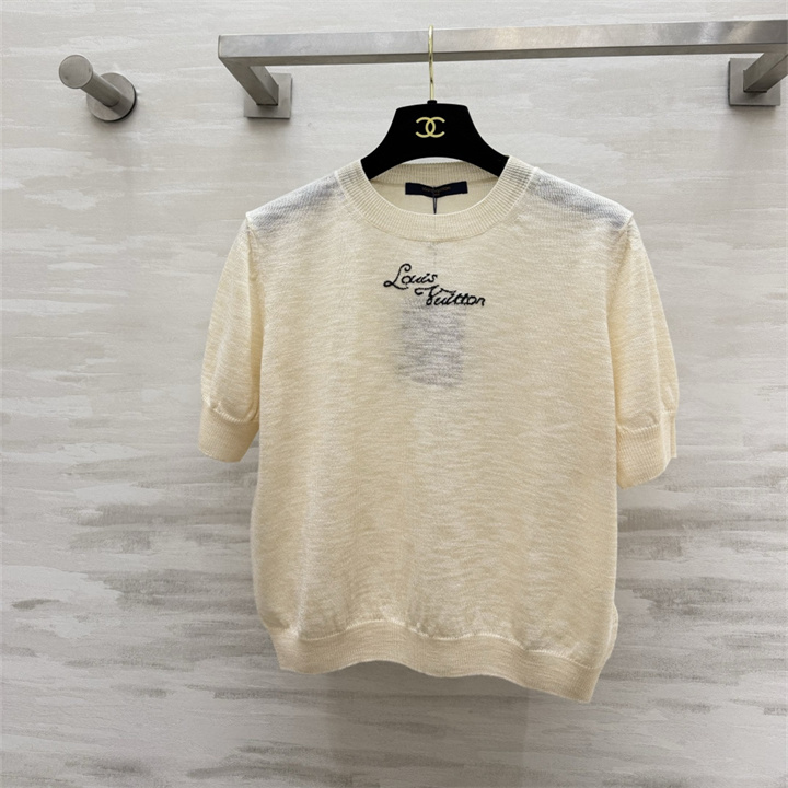 商品細詳を見る:ルイヴィトン LOUISVUITTON 2026年 ニット Tシャツ ショートスリーブ ウール セーター セーター レディース