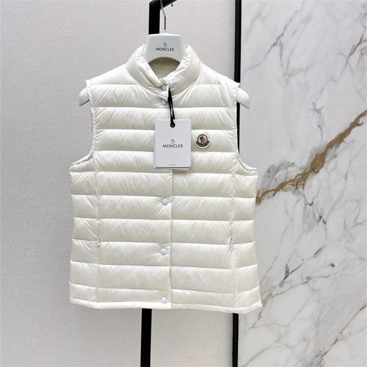 モンクレール MONCLER 2026年 ダウンベスト ボタンジャケット トップスコート レディース