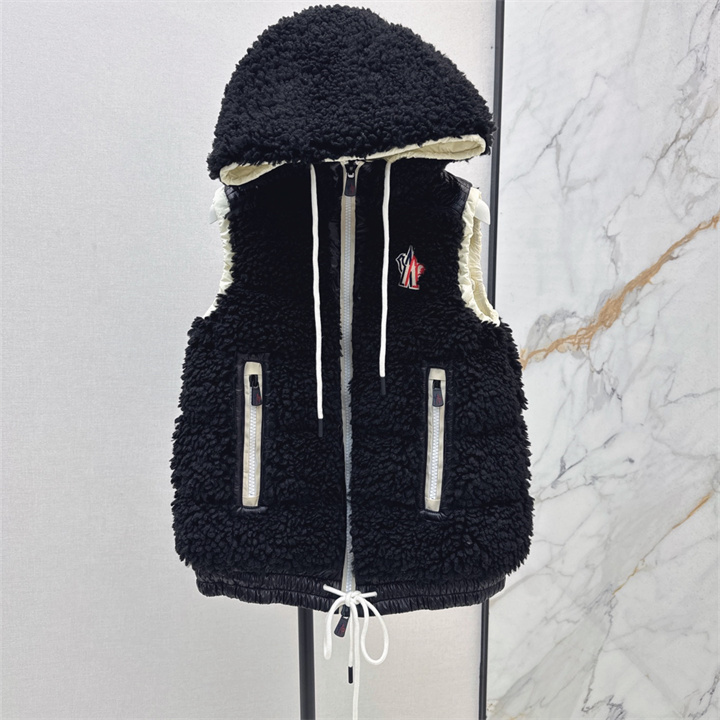 商品細詳を見る:モンクレール MONCLER 2026年 フード付き ダウンベスト ジップジャケット トップスコート レディース