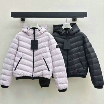 商品細詳を見る:モンクレール MONCLER 2026年 フード付き ダウンジャケット ジップジャケット 長袖 トップス カジュアル